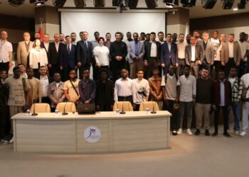 AFRİKA PAZARI VE İHRACAT FIRSATLARI KONULU SEMİNER DÜZENLENDİ